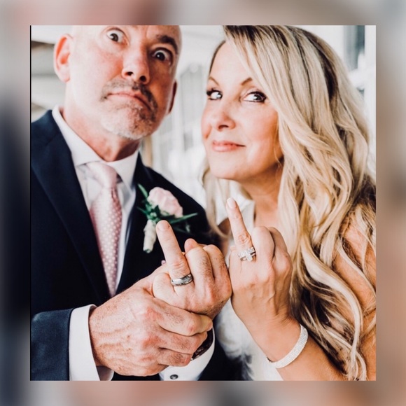 Meet your Posher, Kimberly - Picture 1 of 8